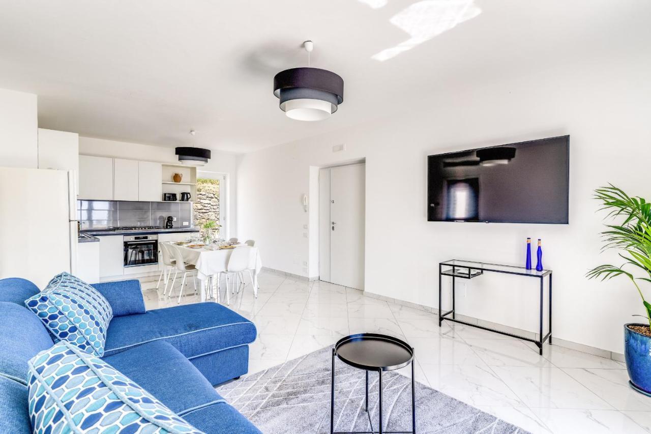 Villa Rusinella Minimalist Retreat With Sea Views 马萨鲁布朗斯 外观 照片