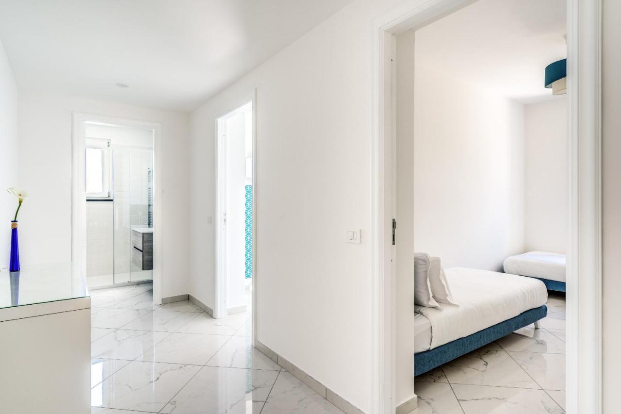 Villa Rusinella Minimalist Retreat With Sea Views 马萨鲁布朗斯 外观 照片
