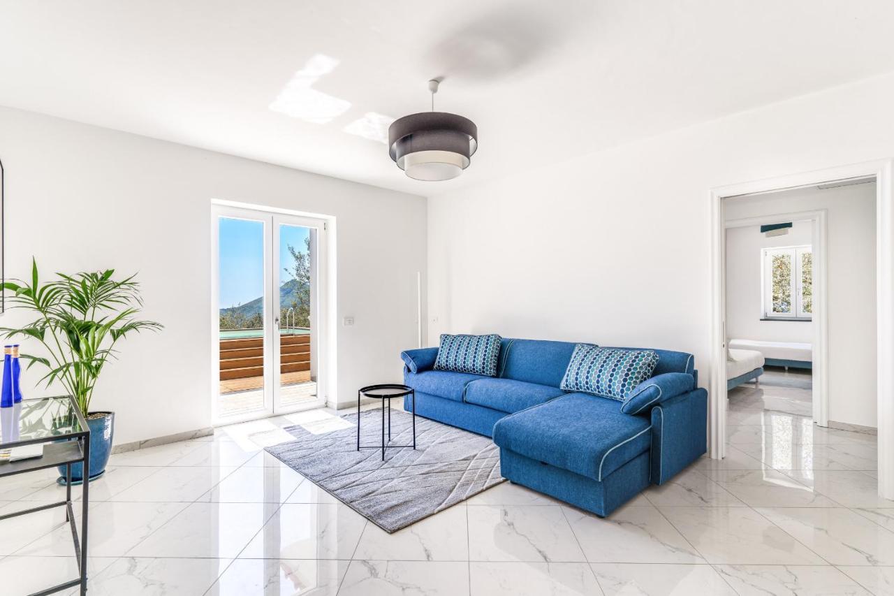 Villa Rusinella Minimalist Retreat With Sea Views 马萨鲁布朗斯 外观 照片