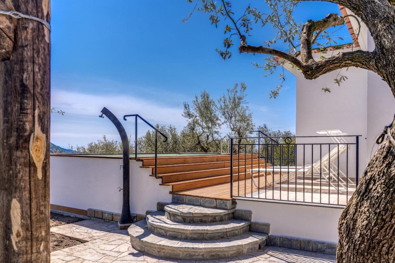 Villa Rusinella Minimalist Retreat With Sea Views 马萨鲁布朗斯 外观 照片