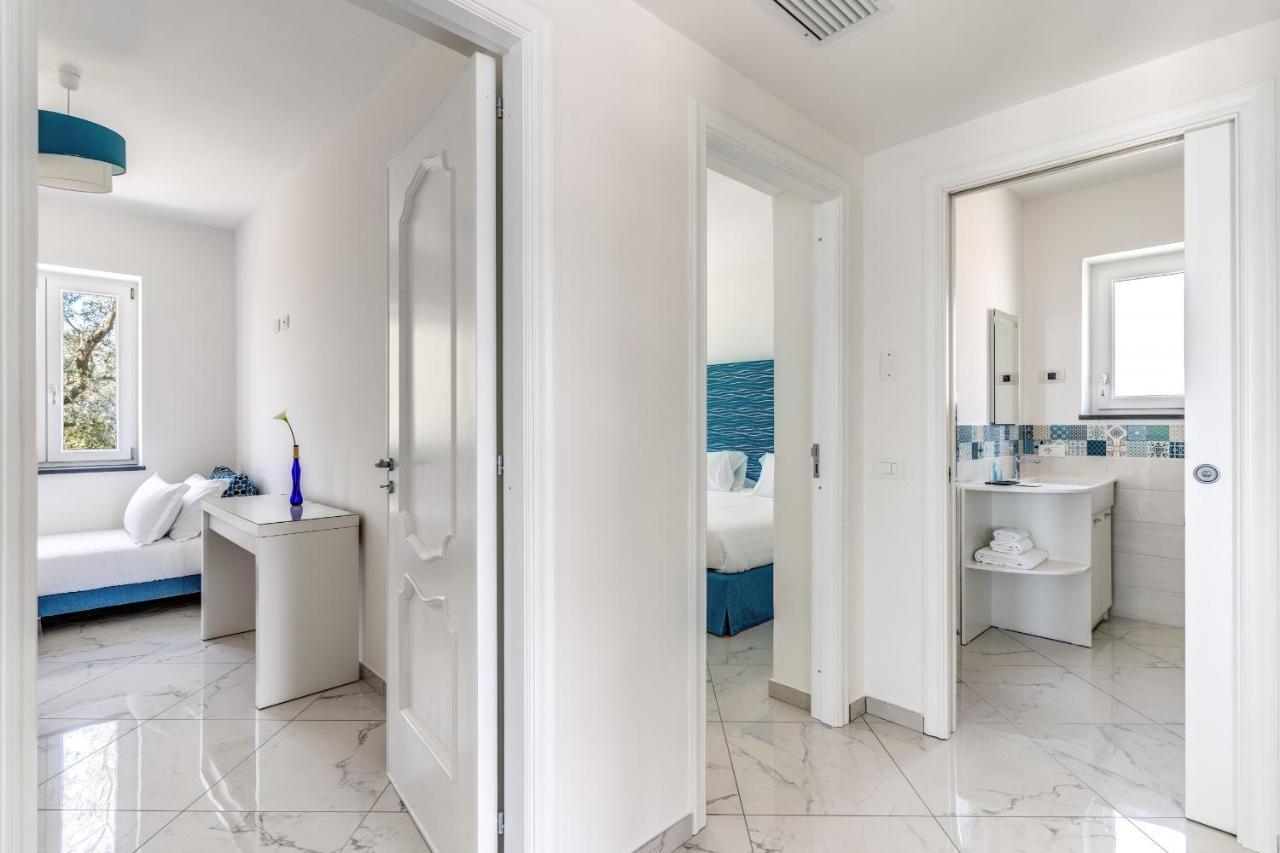 Villa Rusinella Minimalist Retreat With Sea Views 马萨鲁布朗斯 外观 照片
