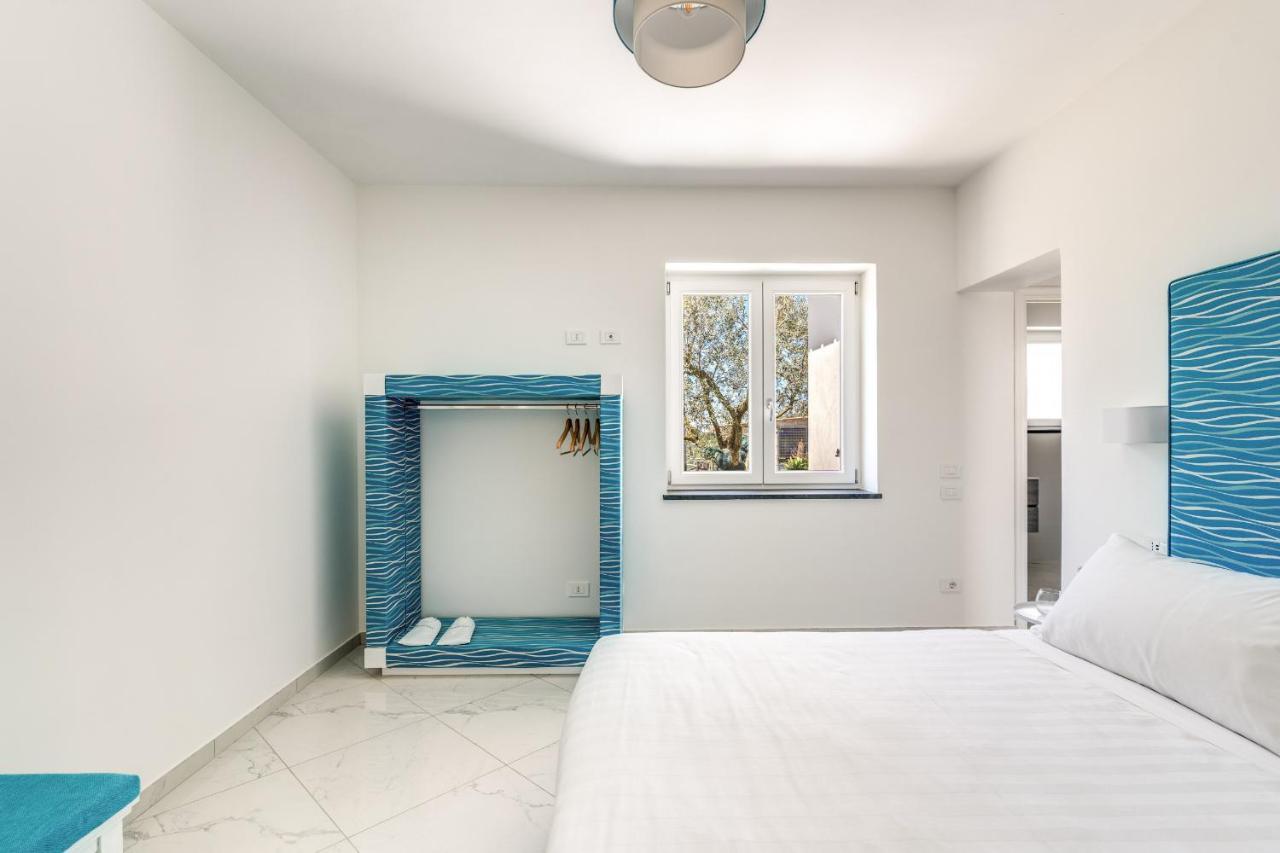 Villa Rusinella Minimalist Retreat With Sea Views 马萨鲁布朗斯 外观 照片